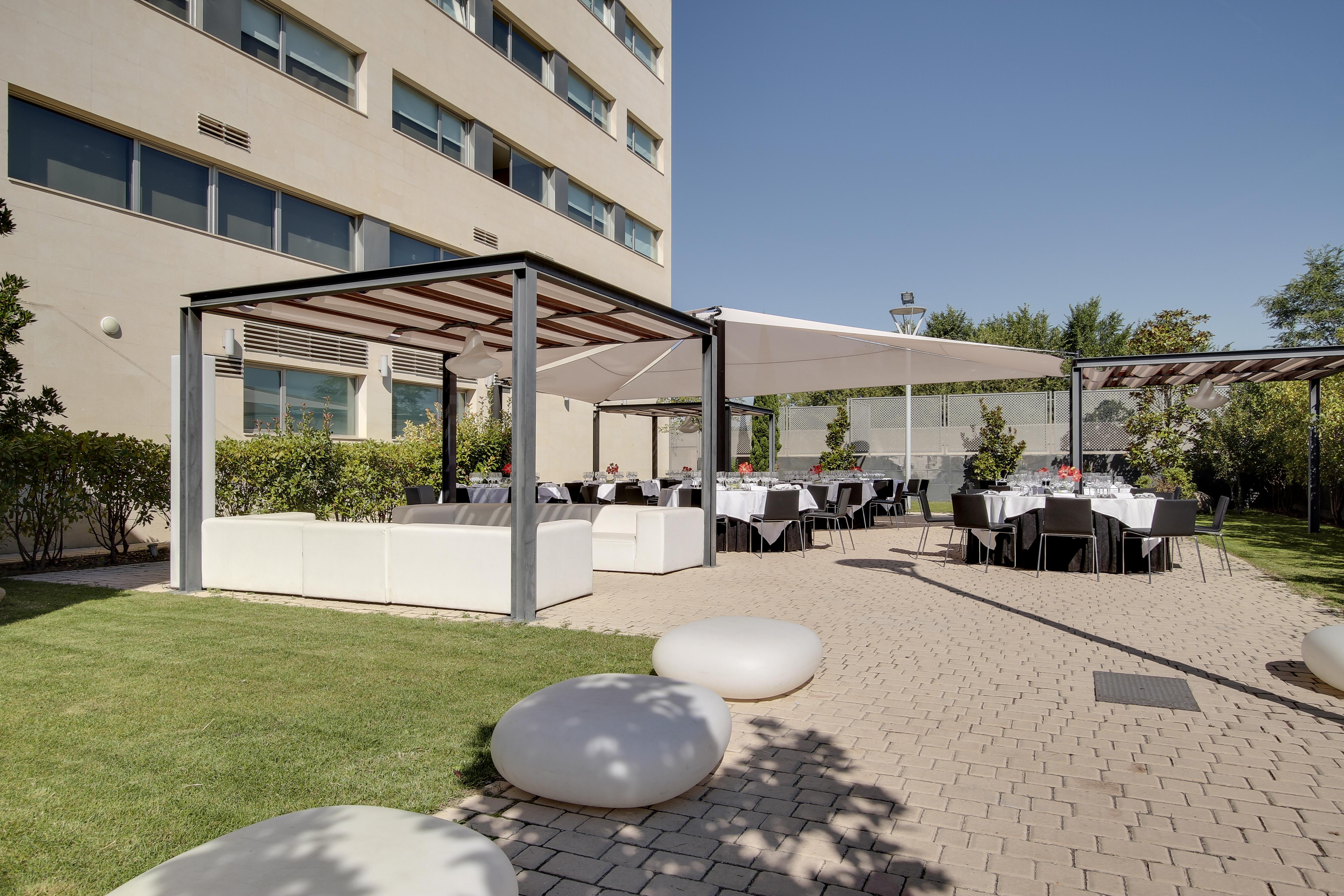 Pcm Forum Alcala Алькала-де-Энарес Экстерьер фото
