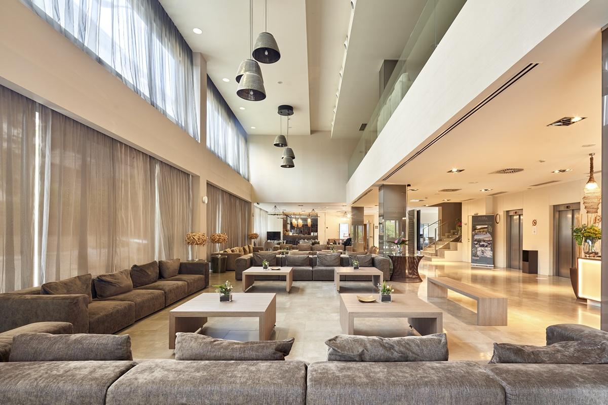 Pcm Forum Alcala Алькала-де-Энарес Экстерьер фото